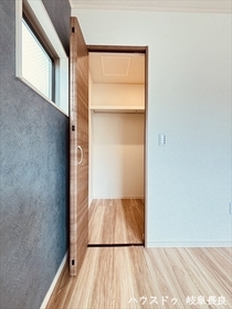 プレサンスアージュ岐阜六条江東　全3棟　3号地　新築一戸建て