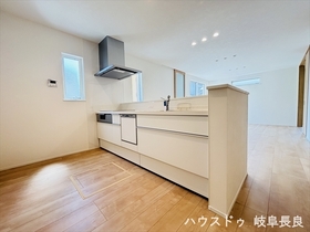 岐阜市長良　全2棟　2号棟　未入居一戸建て