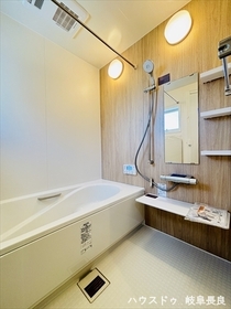 岐阜市長良　全2棟　2号棟　未入居一戸建て