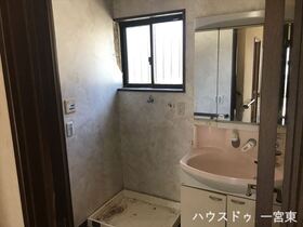 ●一宮市開明字杁先　中古一戸建て