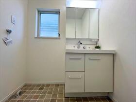 四日市市小林町　中古一戸建て