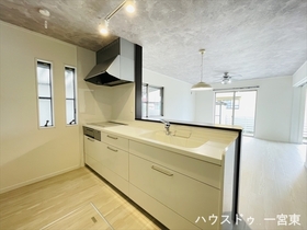 一宮市西大海道字戌亥　中古一戸建て
