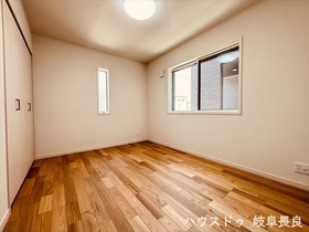 岐阜市茜部新所3丁目　全2区画　A棟　未入居一戸建て