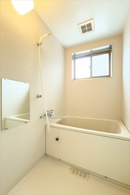 ●名古屋市中川区二女子1丁目　中古一戸建て