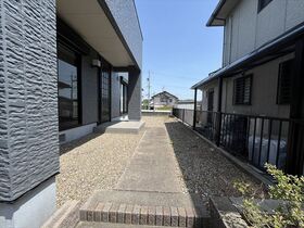 四日市市伊坂台3丁目　中古一戸建て