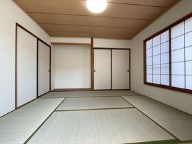 四日市市伊坂台3丁目　中古一戸建て