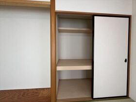 四日市市伊坂台3丁目　中古一戸建て
