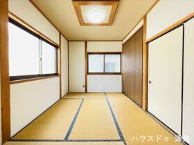 愛西市大井町宮新田　中古一戸建て