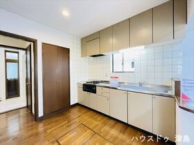 愛西市大井町宮新田　中古一戸建て