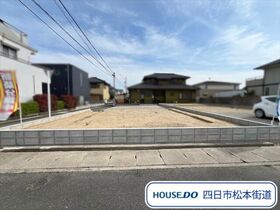 リーブルガーデン四日市市楠町本郷第13　全2棟　2号棟　新築一戸建て