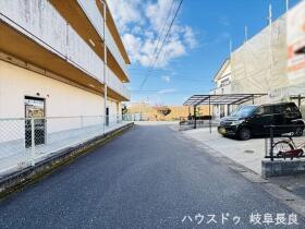 岐阜市柳津町東塚3丁目　中古一戸建て