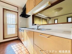 岐阜市柳津町東塚3丁目　中古一戸建て