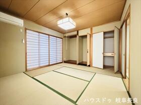 岐阜市柳津町東塚3丁目　中古一戸建て