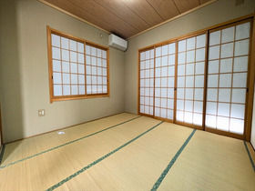 ●四日市市笹川8丁目　中古一戸建て