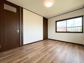 四日市市馳出町1丁目　中古一戸建て