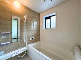 四日市市馳出町1丁目　中古一戸建て