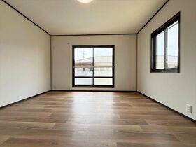 四日市市馳出町1丁目　中古一戸建て