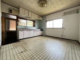 四日市市小林町　中古一戸建て