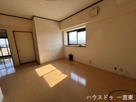 ●レインボー萩原