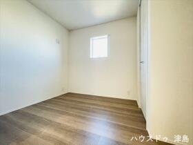 ○LiveleGardenS愛西市大井町宮新田　全1棟　新築一戸建て