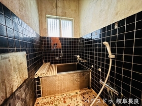 ●岐阜県岐阜市下鵜飼　中古一戸建て