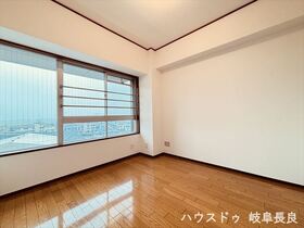 コーポ・シェイーネ