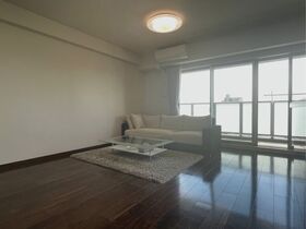 プレサンスロジェ四日市