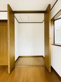 一宮市篭屋2丁目　中古一戸建て