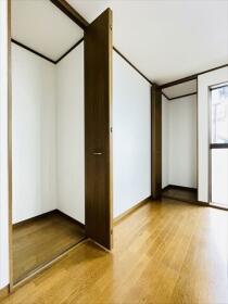 一宮市篭屋2丁目　中古一戸建て