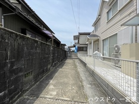 一宮市篭屋2丁目　中古一戸建て