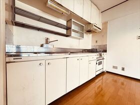 コーポ・シェイーネ