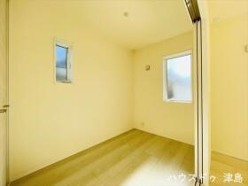 ○LiveleGarden津島市越津町字中之郷　全3棟　3号棟　新築一戸建て