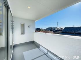 ○LiveleGarden津島市越津町字中之郷　全3棟　3号棟　新築一戸建て