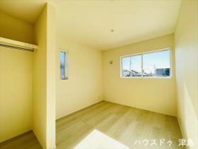 ○LiveleGarden津島市越津町字中之郷　全3棟　3号棟　新築一戸建て