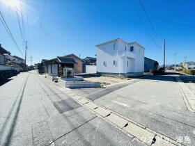 ○LiveleGarden津島市越津町字中之郷　全3棟　3号棟　新築一戸建て