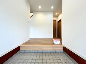 四日市市桜新町1丁目　中古一戸建て