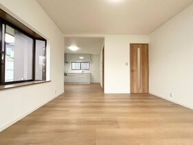 四日市市桜新町1丁目　中古一戸建て