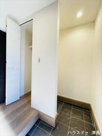 LiveleGarden愛西市草平町六下第2　2号棟　全5棟　新築一戸建て