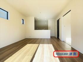 LiveleGarden愛西市草平町六下第2　2号棟　全5棟　新築一戸建て