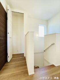 LiveleGarden愛西市草平町六下第2　4号棟　全5棟　新築一戸建て