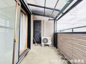 ●岐阜市中鶉2丁目　中古一戸建て