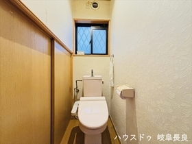 ●岐阜市中鶉2丁目　中古一戸建て