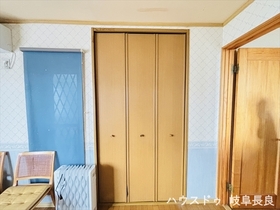 ●岐阜市中鶉2丁目　中古一戸建て