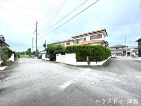 ●津島市百町字みどり台　中古一戸建て