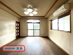 ●津島市百町字みどり台　中古一戸建て