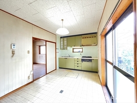 ●津島市百町字みどり台　中古一戸建て