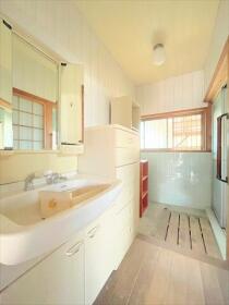 名古屋市緑区桶狭間森前　中古一戸建て