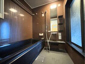 ●四日市市桜台3丁目　中古一戸建て