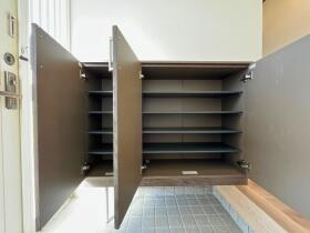 四日市市北小松町　中古一戸建て