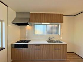 四日市市北小松町　中古一戸建て